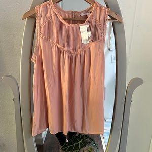 Forever 21 Sleeveless top.